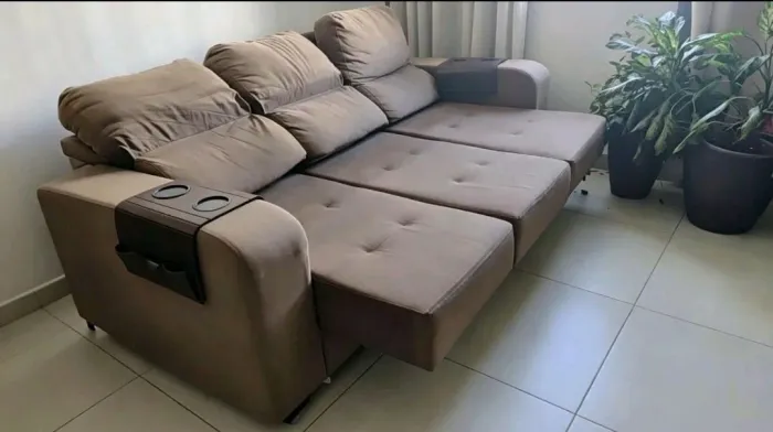 Sofá Retrátil 3 Lugares