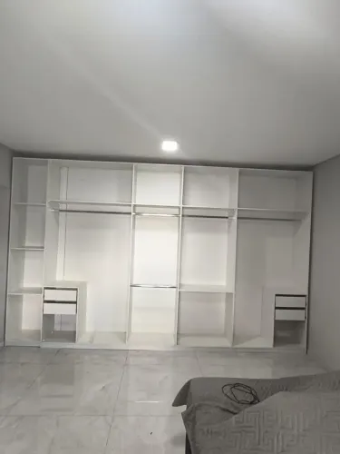 Guarda roupa planejado (feito sob encomenda)