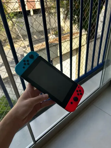 Nintendo Switch V2 Desbloqueado - 128GB - Completo