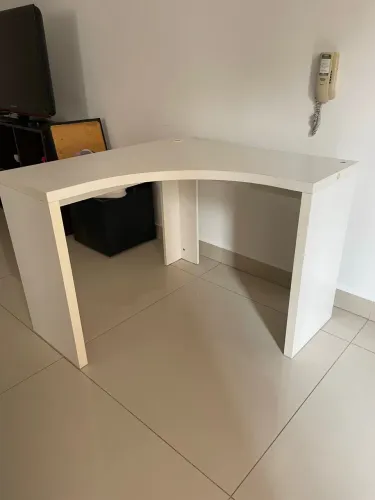 Mesa escrivaninha
