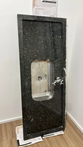 Bancada Granito Verde Ubatuba 1,49m x 60 cm com Cuba Inox Frabinox