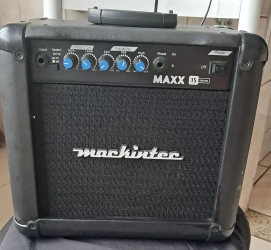 Amplificador MACKINTEC Maxx 15 Color
