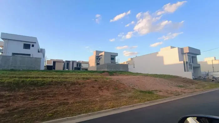 LOTE JARDINS NAPOLIS ÁREA DE 400 METROS QUADRADOS OPORTUNIDADE ÚNICA PARA INVESTIDORES