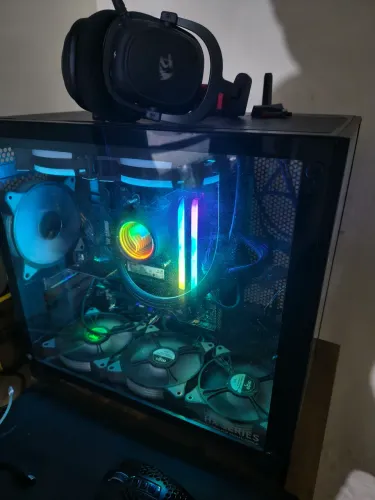 PC GAMER RYZEN 7 5700G
