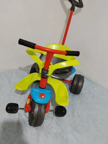 Triciclo Smart Plus Bandeirantes