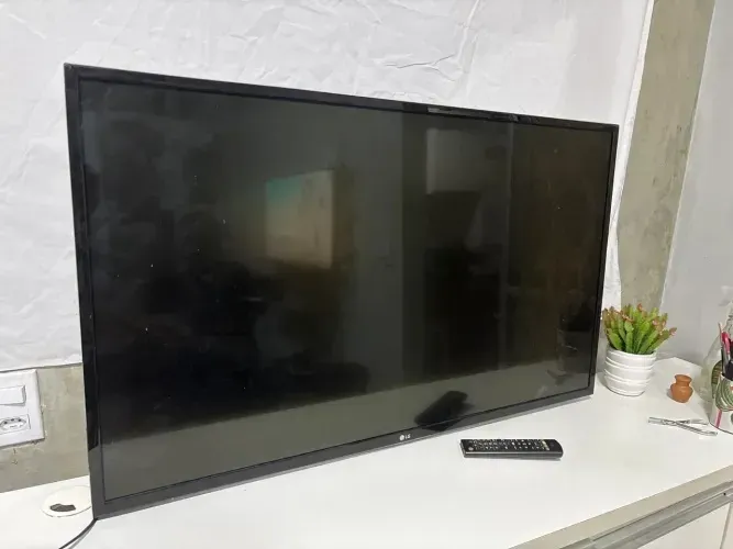 TV 50 POLEGADAS  + *