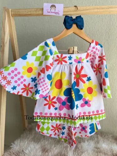 Roupa para menina/ colorida 