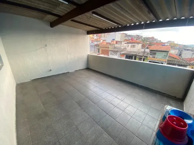 Casa de 3 cômodos, Rua Hércules, Vl Suiça, Santo André