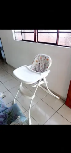 Cadeira de alimentação