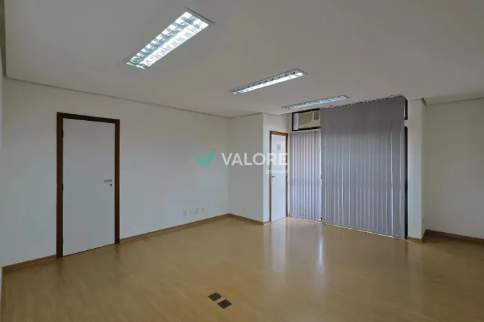 Conjunto de salas para alugar no Funcionários