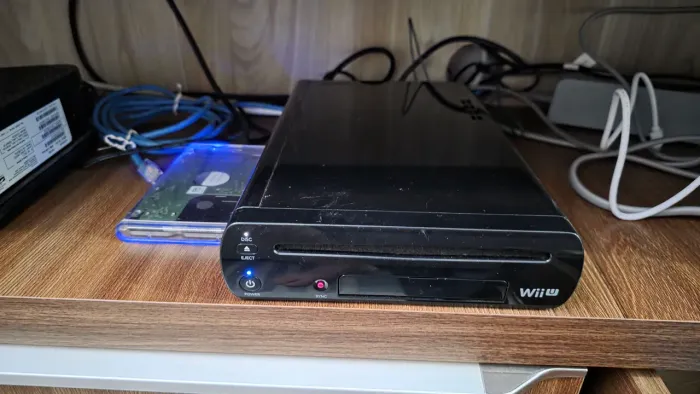 Nintendo Wii U Preto Desbloqueado + GamePad - Funcionando