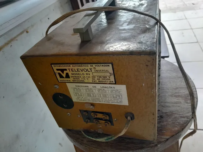 Estabilizador voltarem televolt