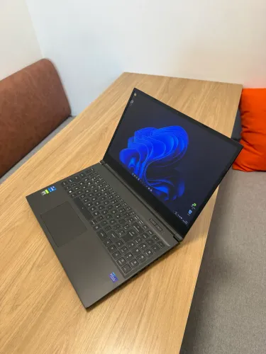 Notebook Gamer Avell A70 HYB i7-12700H 32GB RTX 3060 1TB SSD