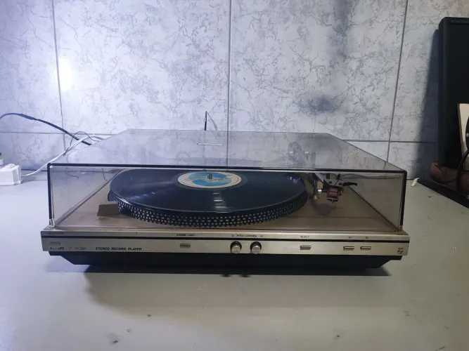 Toca disco Philips AF294