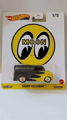 HOT WHEELS DAIRY DELIVERY PNEUS DE BORRACHA MINI EM METAL NOVA 1:64