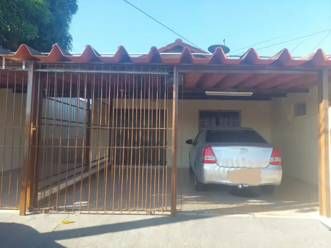 Alugo Casa | 4 Quartos | Setor Cidade Jardim