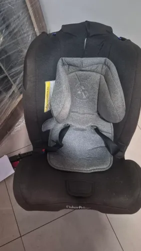 Cadeirinha automotiva Fischer price 