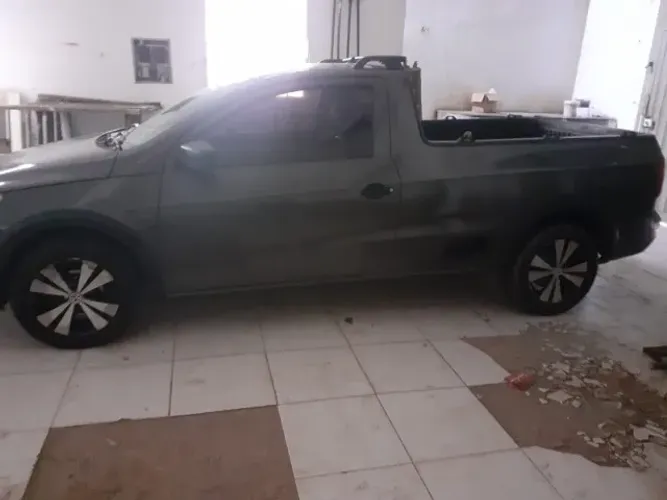 Volkswagen Saveiro 1.6 MI/ 1.6 MI Total Flex 8V (álcool) 2013