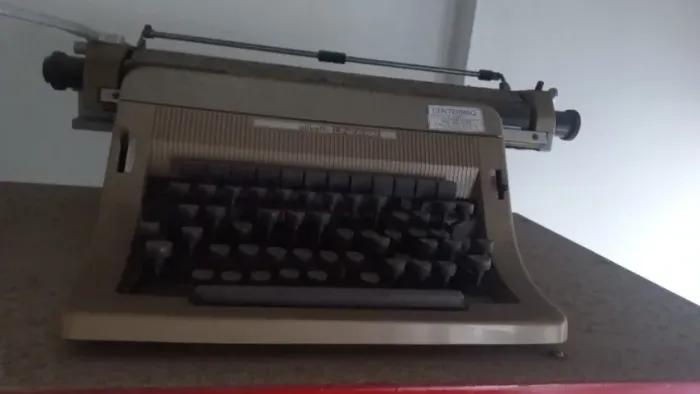 Máquina de escrever