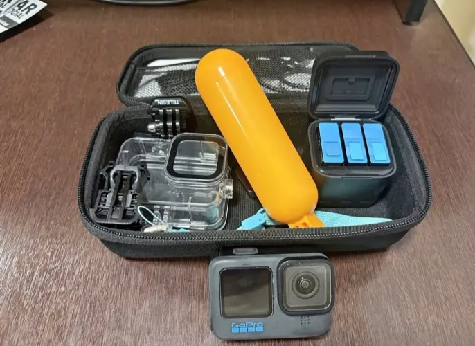 GoPRO Hero 10 Black - Kit com 3 baterias