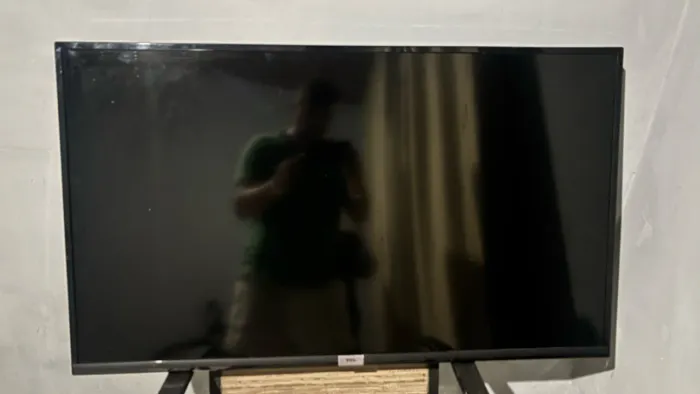 Tv TCL com defeito 