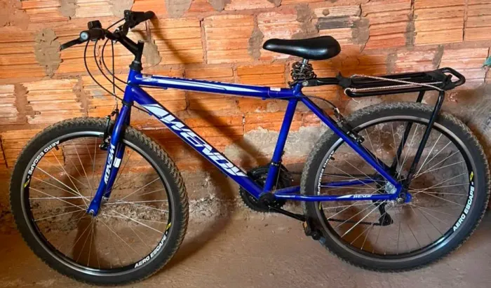 BICICLETA COM MARCHA AZUL