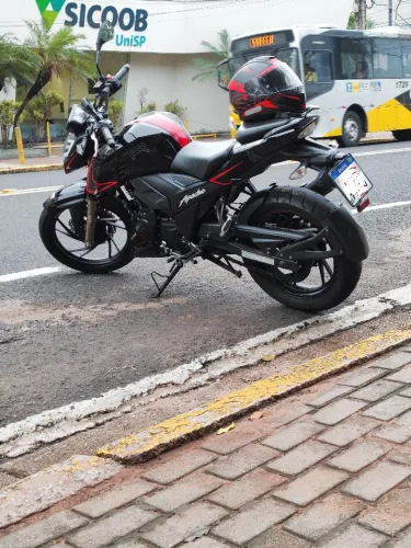 Apache RTR 200
