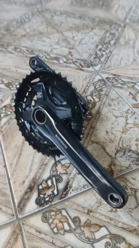 Pedivela Shimano Alivio Integrado 