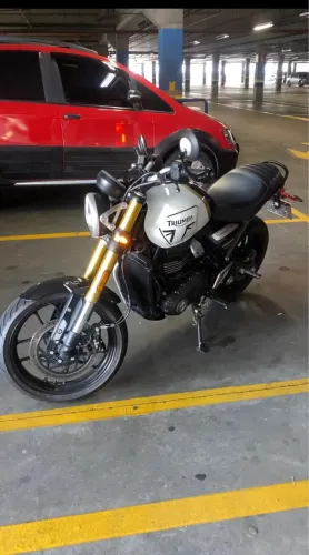 Triumph Speed 400 2026 - 390KM Garantia de Fábrica
