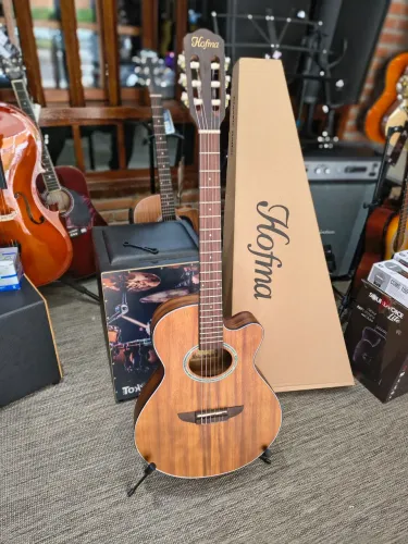 Violão nylon mini Jumbo flat Hofma Eletroacústico