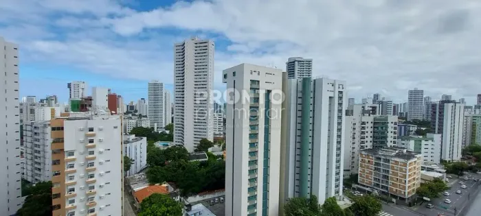 Apartamento com 5 quartos em Graças