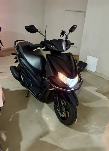 Moto Yamaha Fluo 2023 - Impecável 