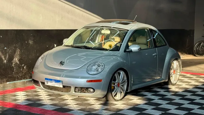 Volkswagen New Beetle 2.0 MI Mec./aut. 2008