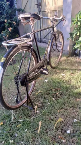 Bicicleta Colecionador GLASSIQUE 1964 com Dínamo