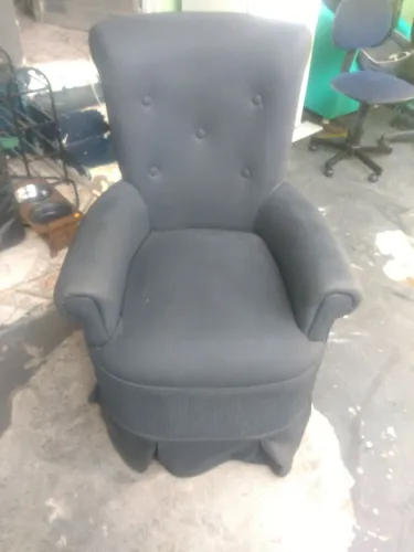 Vendo Poltrona Balanço, mais apoio de pé