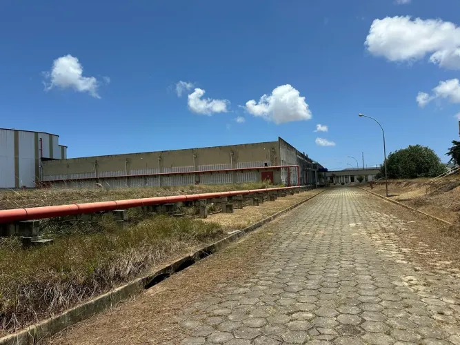 Complexo Logistico Industrial com 24.000 m2 BR 101