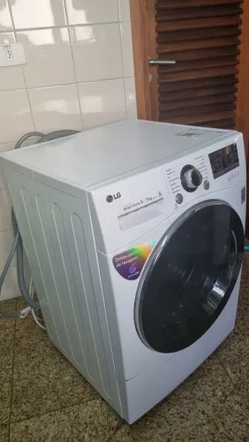 Lava e Seca LG Direct Drive de 9kg