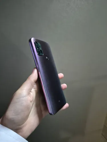 Vende-se Moto G30 128GB 