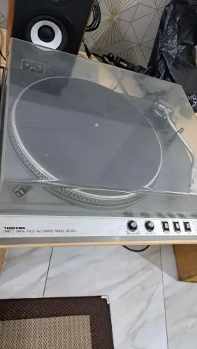 Toca-Discos Toshiba DD202
