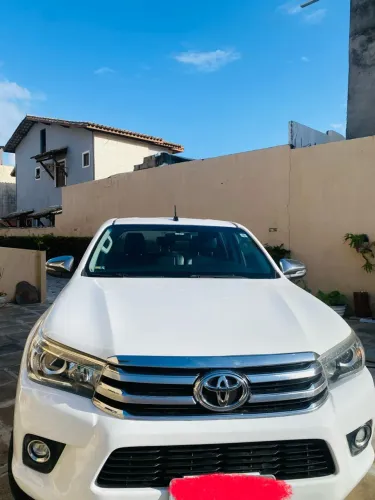 Toyota Hilux CD SRX 4X4 2.8 TDI 16V Diesel Aut. 2018