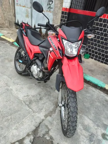 Bros 160 2022/2023 - Vermelha