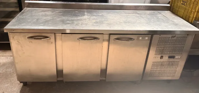 Balcão refrigerado Elvi