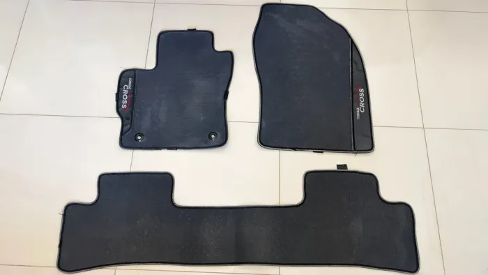 Jogo Tapete Borracha Corolla Cross Xr,xre, xrx,gr 2021 A 2027