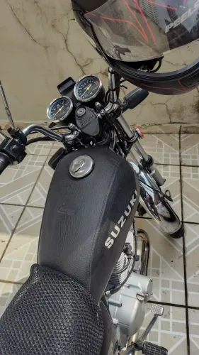 Suzuki zerada