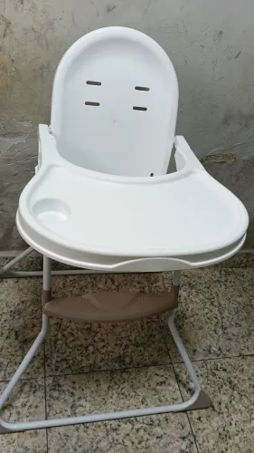 Estou vendendo essa cadeirinha de alimentação