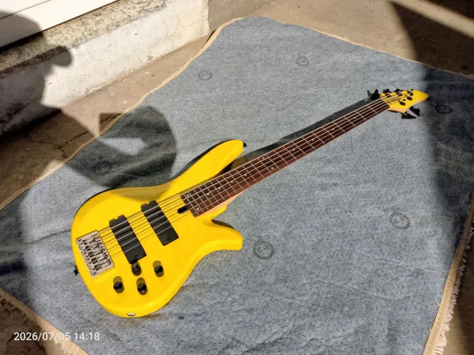 Baixo Yamaha RBX 375 com caps e pré TBTECH Prodigy TBTECH