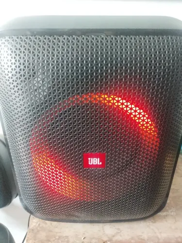 CAIXA DE SOM JBL ENCORE SEM DETALHES