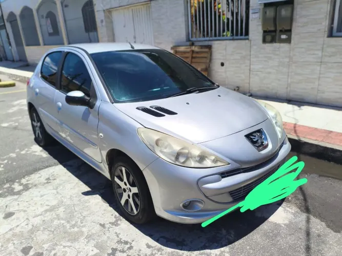 Peugeot 207 XR Sport 1.4 Flex 8V 5P 2013