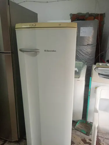 Geladeira Eletrolux funcionando perfeitamente entrego