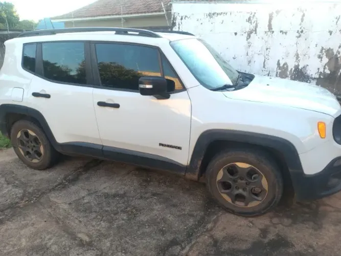 Jeep Renegade Sport 1.8 4X2 Flex 16V Mec. 2017